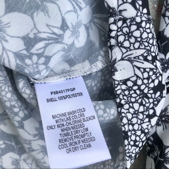 Parker Top Cold Shoulder Ruffle Trim V-Neck Black Floral Print S - Picture 4 of 5